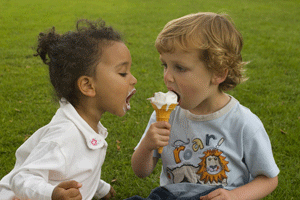 Kids eating ice cream cones