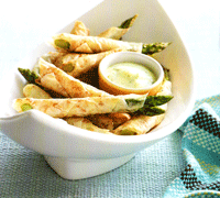 Lemon-Parmesan Asparagus Spears in Phyllo