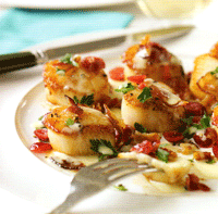Scallops with Dried Cranberries and Bacon