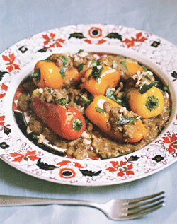 Stuffed peppers in a peanut-tamarind sauce